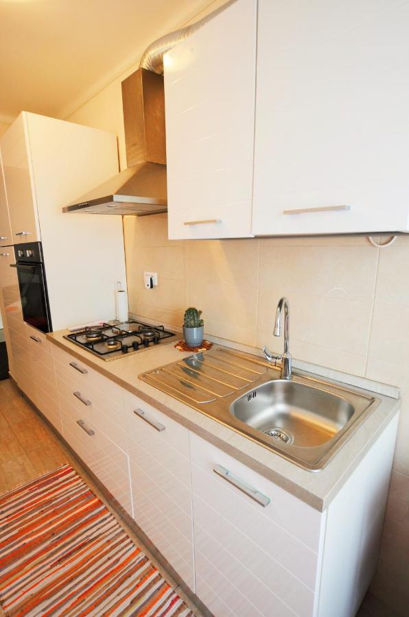 Apartment Leo Umag Exterior photo